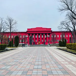 https://amazing-taras-shevchenko-square.hotels-of-kiev.com